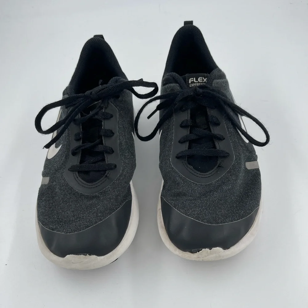 🥾 Nike Girl’s Flex Experience 8 Black Running Shoe - Size 6 Girl’s Youth Op
